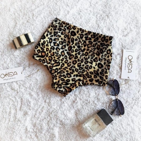 Oksa Velvet High Waisted Shorts – Leopard